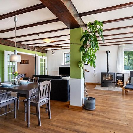 Augensteins Burgzimmer Зеелбах Екстериор снимка
