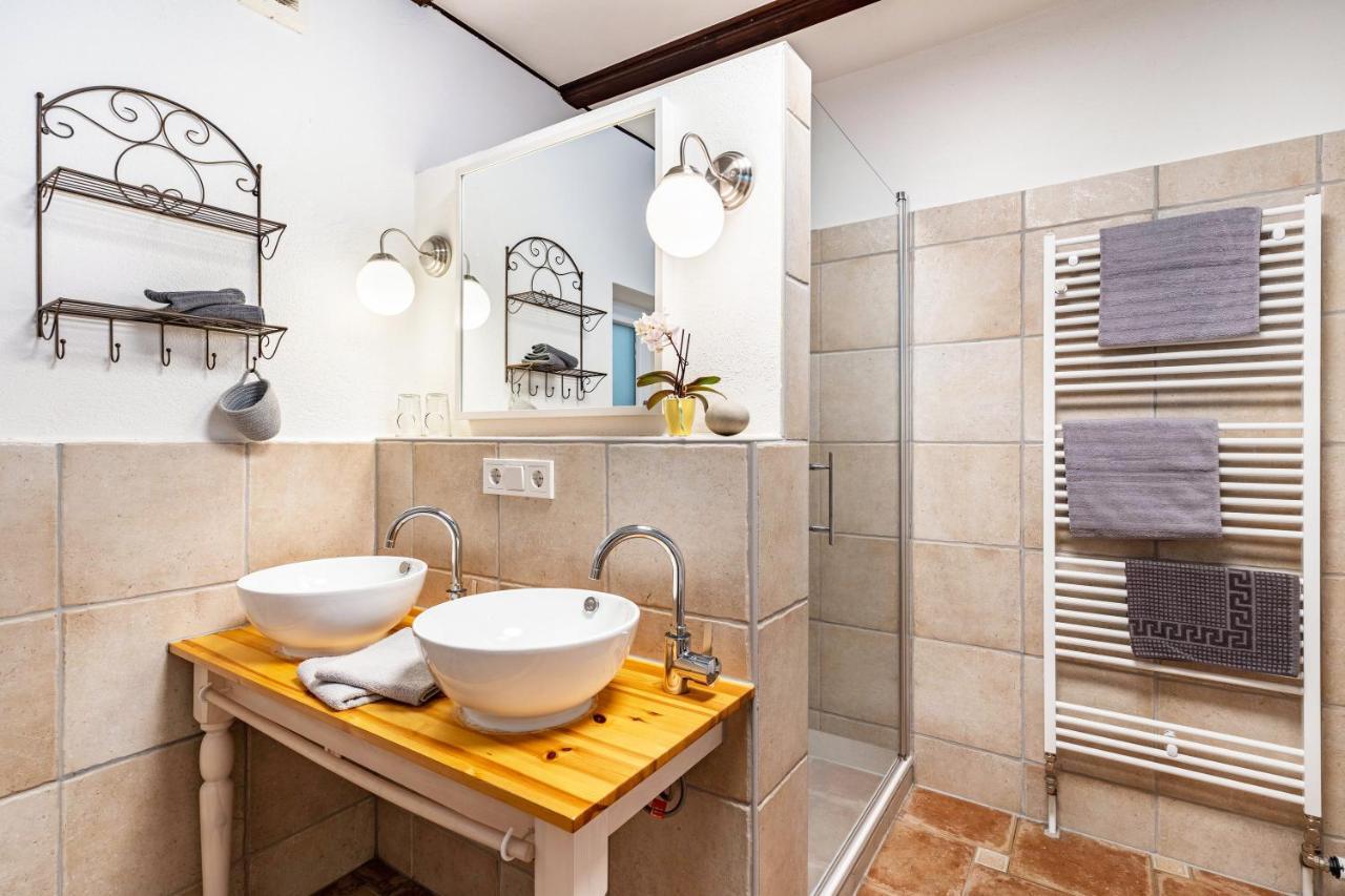 Augensteins Burgzimmer Зеелбах Екстериор снимка